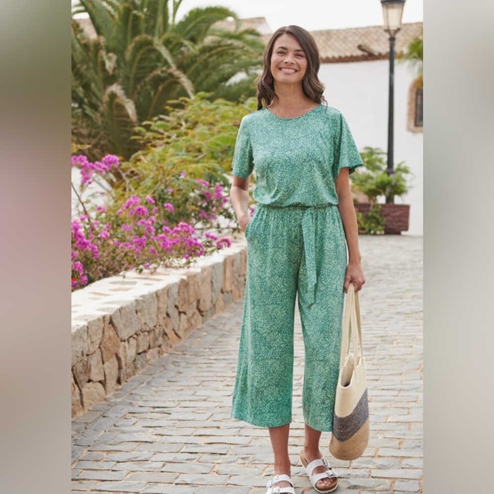 Woolovers Angel Sleeve Culotte Jumpsuit Women’s Size L Green Tonal Petal Print